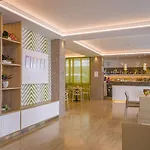 Eiffel Hotel 3*