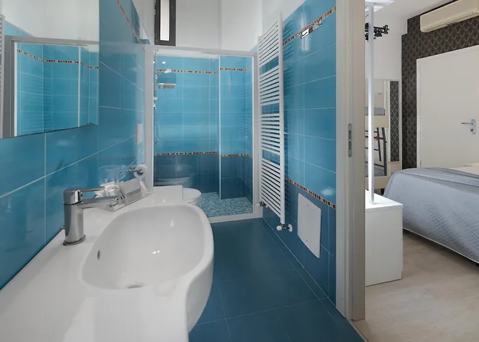 Otel Eiffel 3*