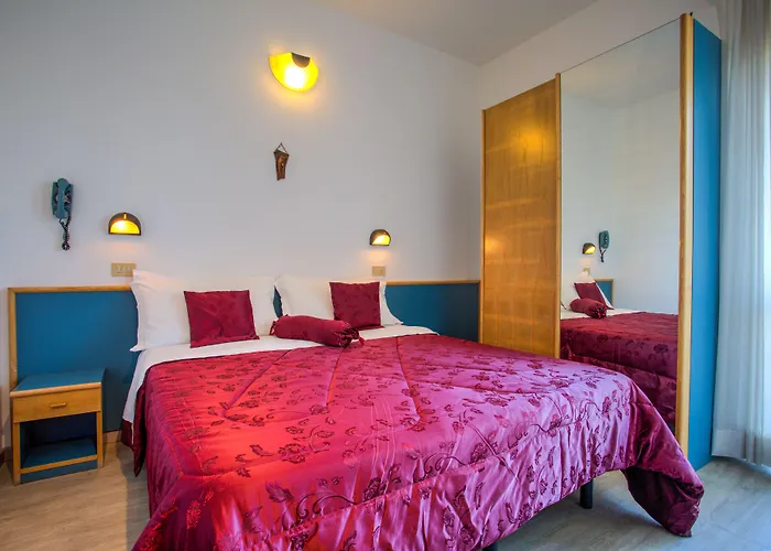 Otel Eiffel 3*