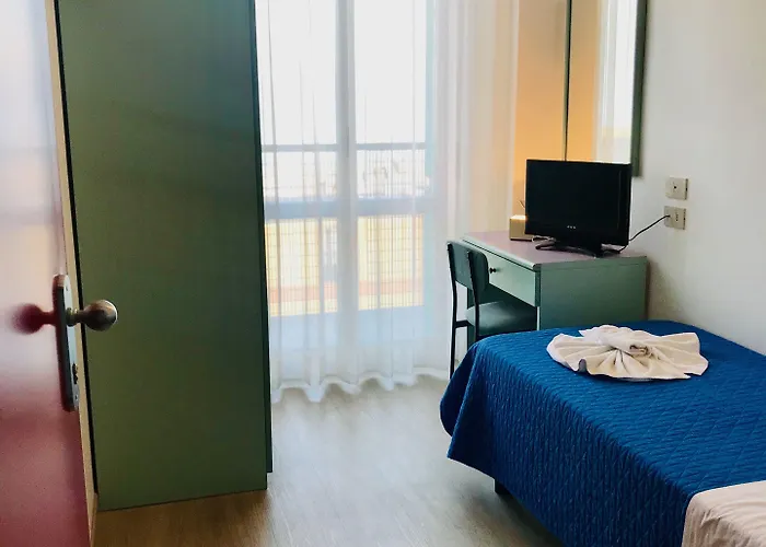 Eiffel Otel Rimini
