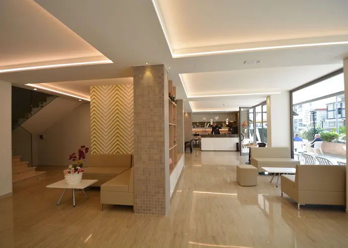 Otel Eiffel 3*
