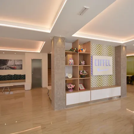 Eiffel Hotel