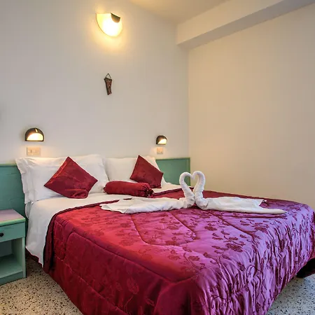 Hotel Eiffel Rímini